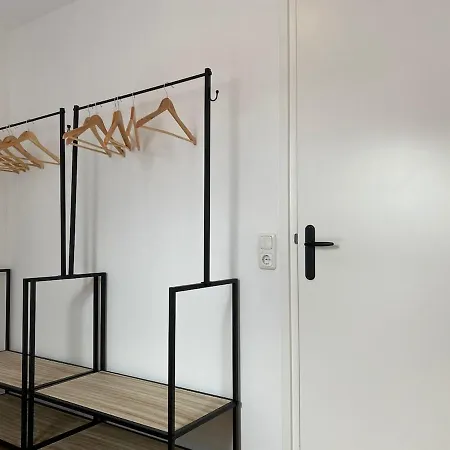 Authentic Cozy Group 7p Near Maastricht Apartment *