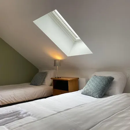 Authentic Cozy Group 7p Near Maastricht